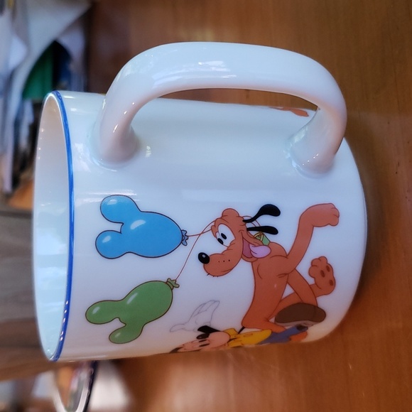 Vintage Walt Disney World Characters Mug Cup - Picture 4 of 6